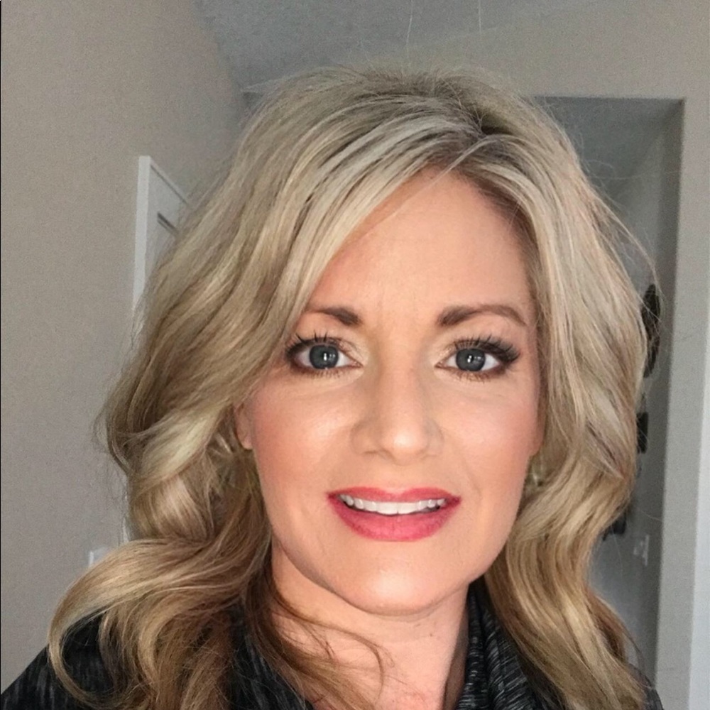 Meet your Posher, Marci